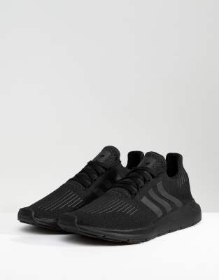 adidas swift run negras hombre