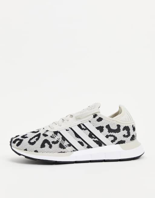 Swift run black & white womens shoes outlet leopard