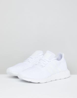 swift run triple white