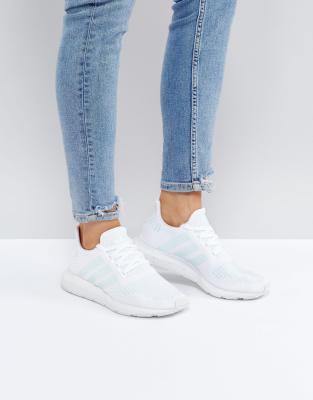 white adidas swift run women's