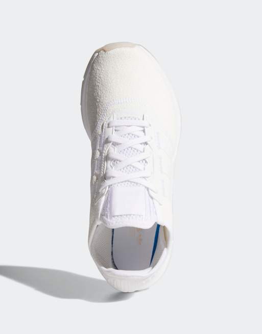 Adidas white swift outlet run sneakers