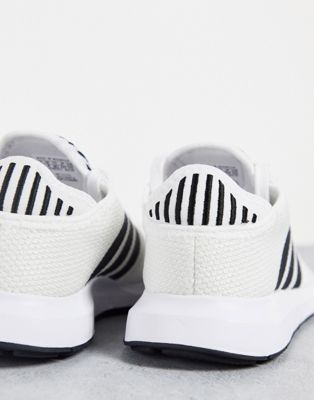 Femme adidas Originals - Swift Run X - Baskets - Blanc et noir