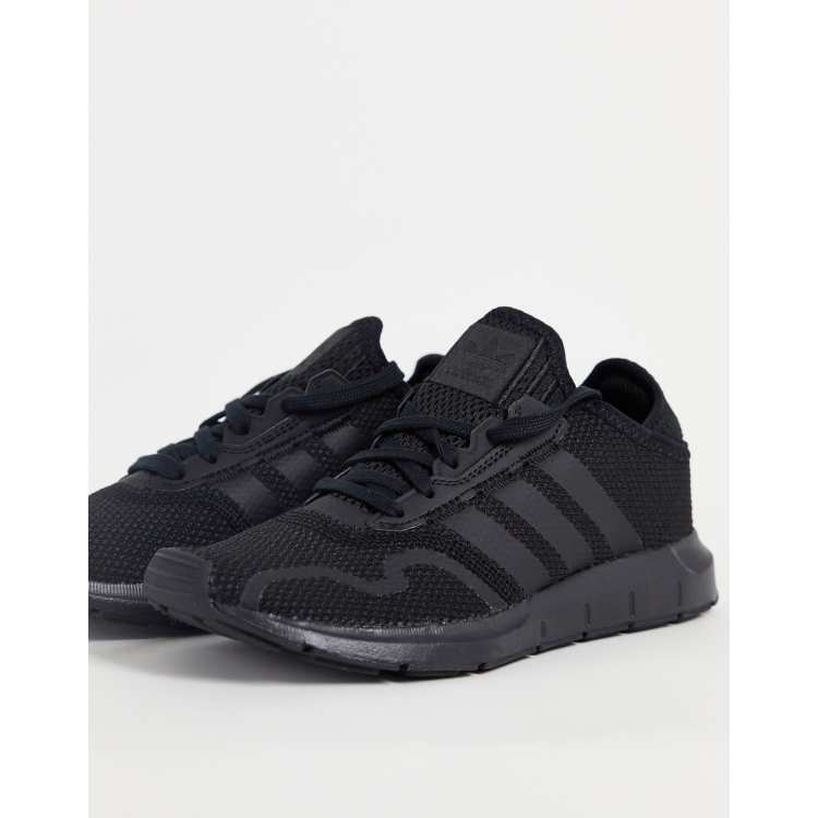 Adidas originals swift run junior trainers  clearance black