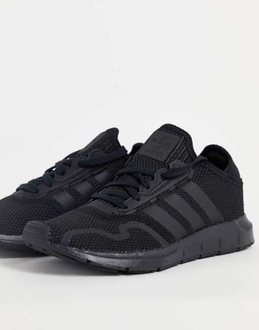 Originals swift run clearance sneakers in triple black