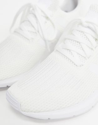 adidas originals swift trainer