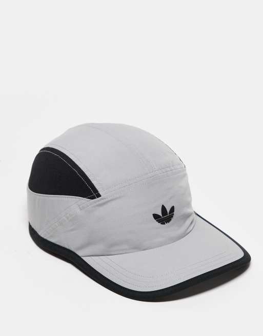 adidas Originals – Szara czapka z daszkiem i siateczkową wstawką