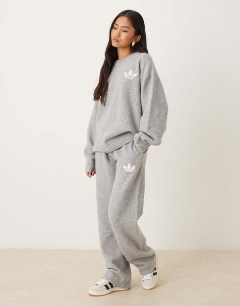 adidas Originals – Szary dzianinowy zestaw: sweter i spodnie dresowe z szerokimi nogawkami - view 1