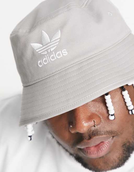 adidas Originals – Szary kapelusz typu bucket z logo Trefoil