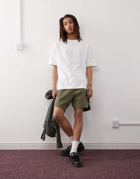 adidas Originals – Szorty w kolorze khaki z grafiką z motywem koszykówki - view 1