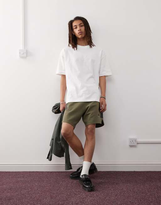 adidas Originals – Szorty w kolorze khaki z grafiką z motywem koszykówki