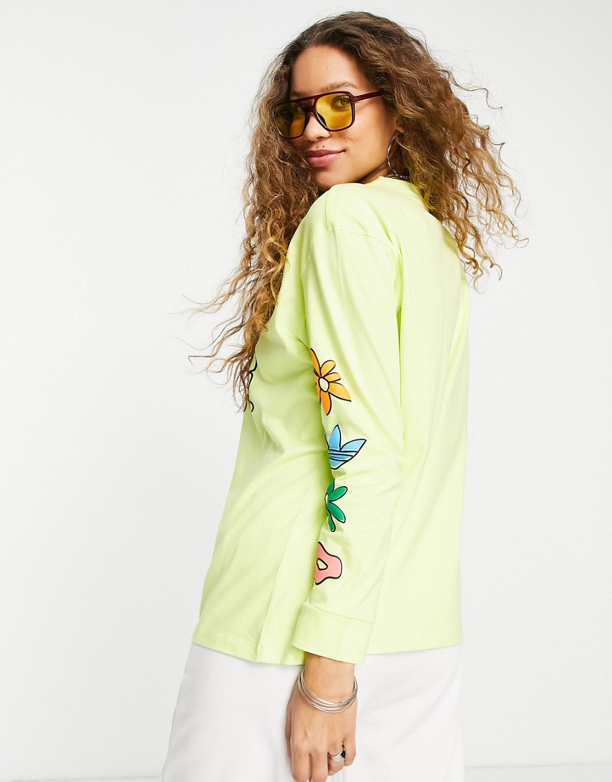 T-shirt a maniche lunghe gialla con grafica-Giallo - adidas Originals T-shirt donna  - immagine1