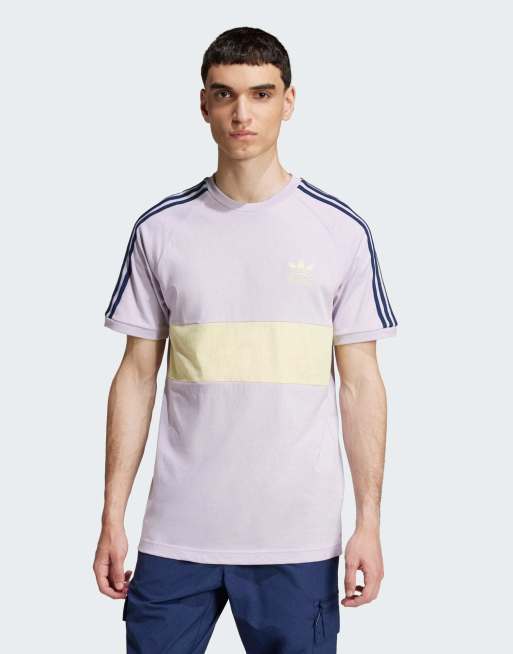 adidas Originals - T-shirt a pannelli color argento alba / giallo polvere con 3 strisce