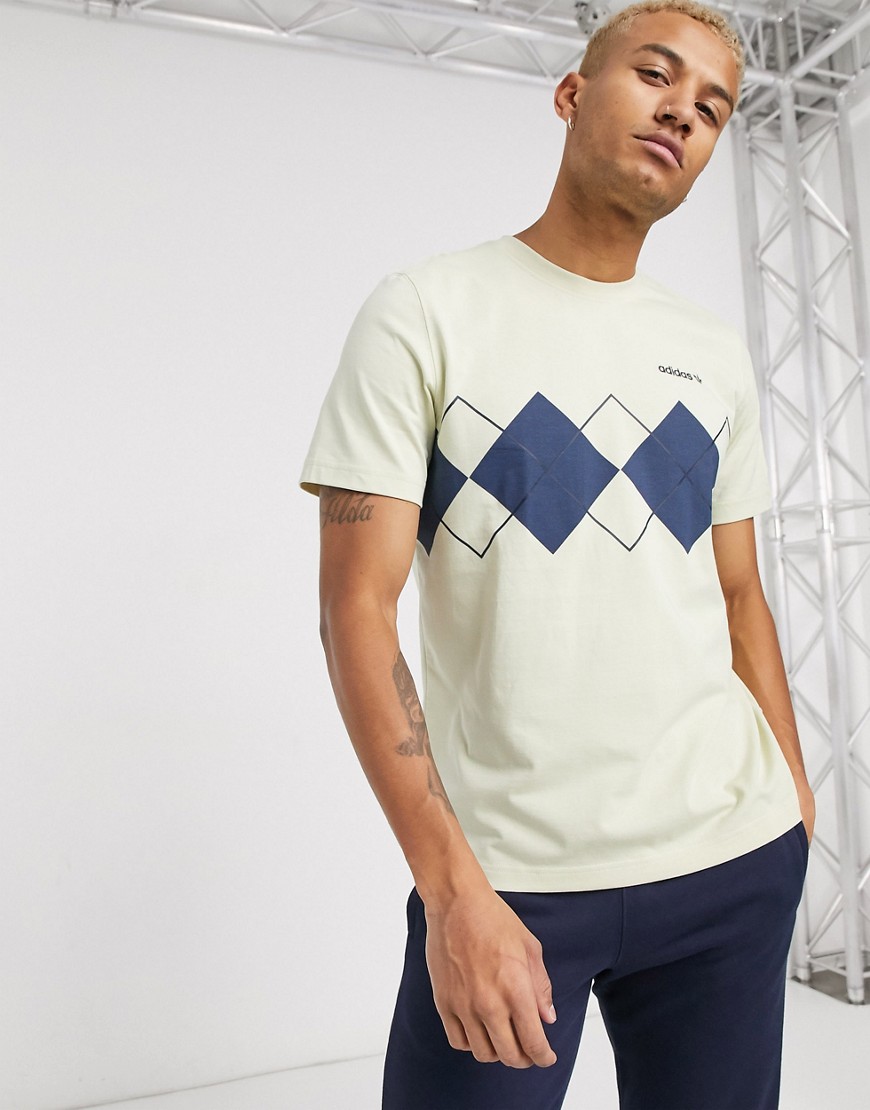adidas Originals - T-shirt crema con stampa a rombi argyle-Bianco