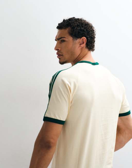 adidas Originals – T-Shirt in Cremeweiß mit den drei Streifen in Grün, 5 von 5