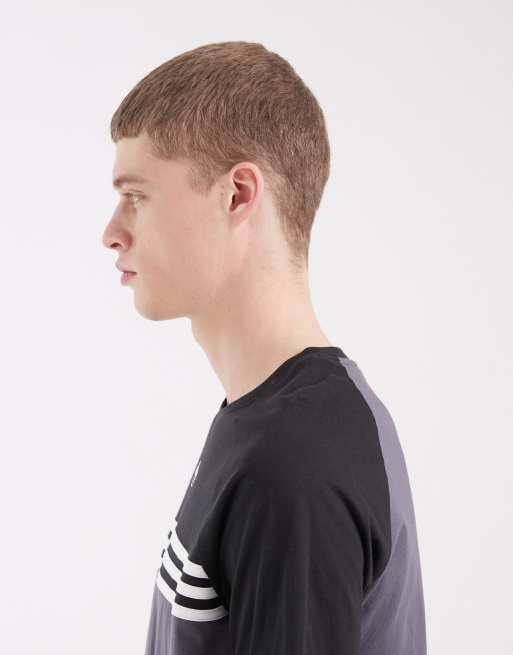 adidas Originals – T-Shirt in Grau und Schwarz mit Streifen auf der Brust, 4 von 5