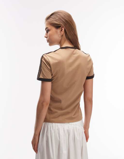 adidas Originals – T-Shirt in Hellbraun mit den 3 Streifen, 2 von 4