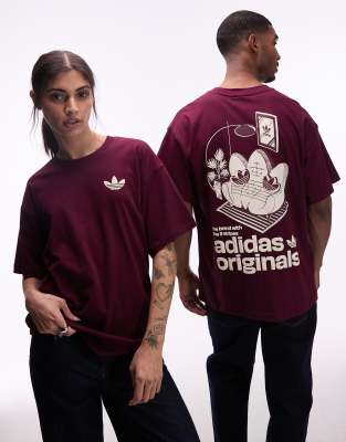 adidas Originals - T-Shirt in Kastanienbraun mit Sofa-Print-Rot