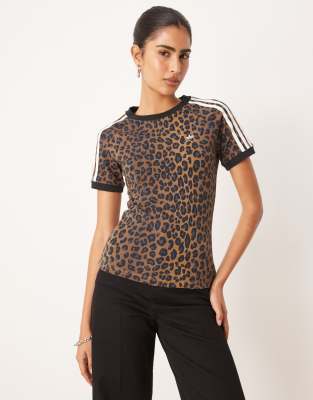 adidas Originals t-shirt in leopard print-Multi