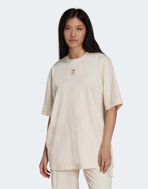 adidas Originals T shirt in off white with gold logo and back