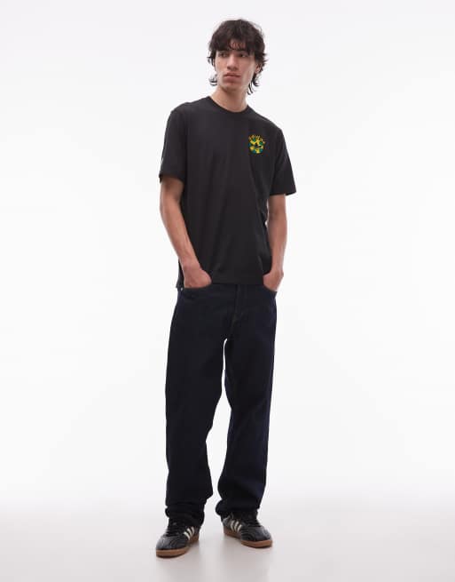 adidas Originals – T-Shirt in Schwarz, Gelb und Grün mit Fußball-Wappengrafik, 2 von 5
