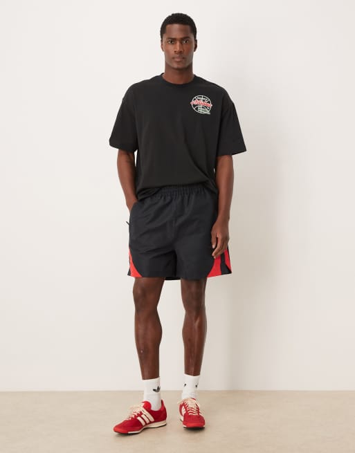 adidas Originals – T-Shirt in Schwarz mit Basketballturnier-Grafik, 2 von 5