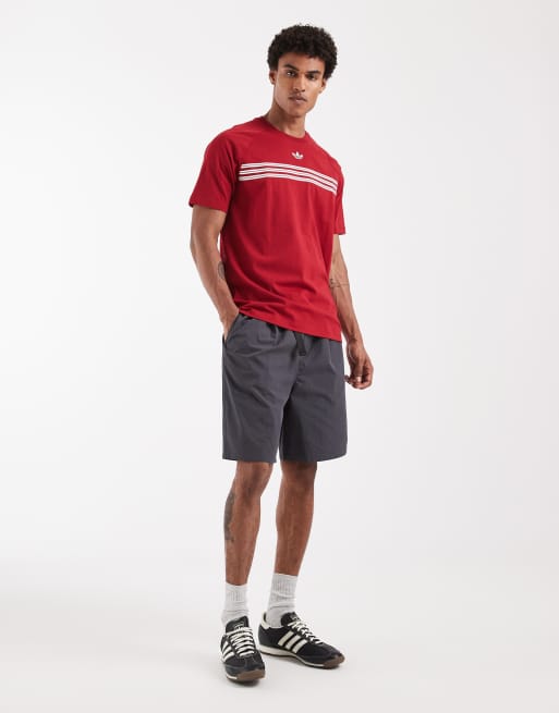 adidas Originals – T-Shirt in Team Victory Red mit Streifen auf der Brust, 2 von 5