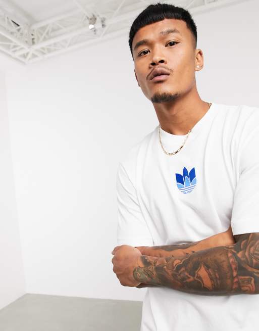 adidas middle logo t shirt