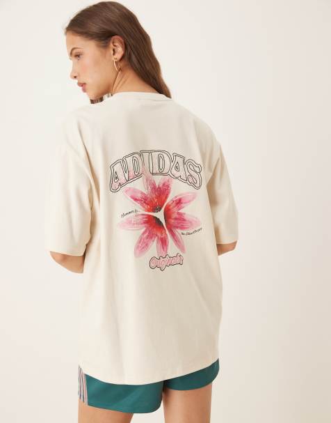 adidas Originals – T-Shirt in Wollweiß mit Blumen-Grafikprint - view 1