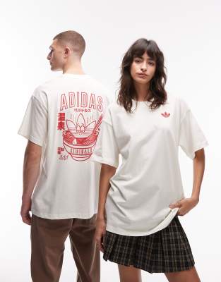 adidas Originals - T-Shirt in Wollweiß mit Ramen-Grafik mit Dreiblatt-Logo