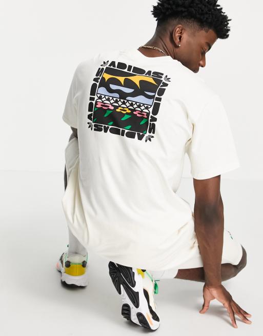 details Plantage schot adidas Originals - T-shirt met geborduurd Trefoil-logo met bloemen in  gebroken wit | ASOS