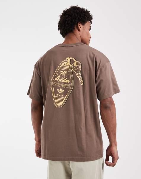 adidas Originals - T-shirt met grafische print van hotelsleutel in bruin en oranje - view 1
