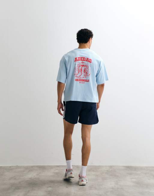 adidas Originals T-Shirt mit Cowboy-Print in Blau, 3 von 5