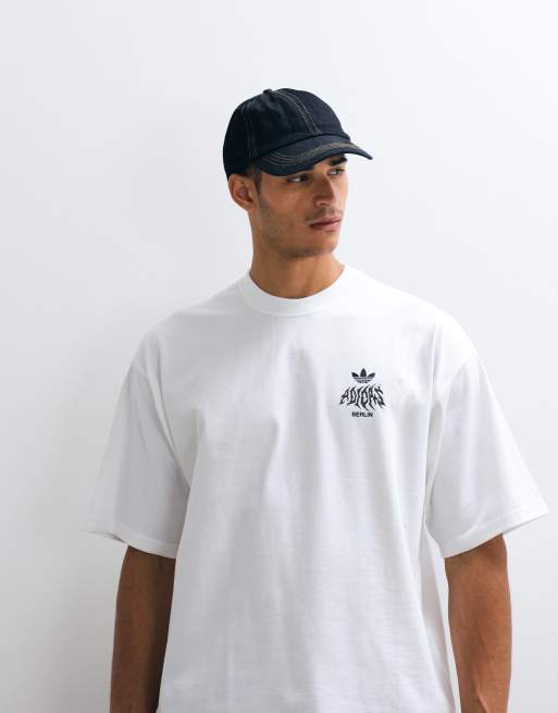 adidas Originals T-Shirt mit Rückendruck in Weiß, 3 von 5