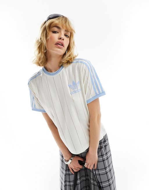 adidas Originals – T-shirt w kolorze złamanej bieli i niebieskim z trzema paskami