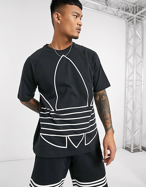 adidas Originals t-shirt with oversized trefoil in black | ASOS