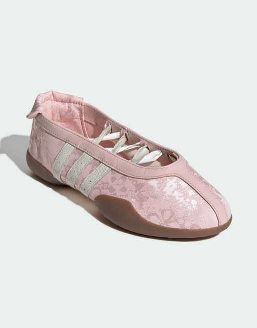 adidas Originals – Taekwondo Mei – Ballerinas in Rosa mit Blumendetail, 3 von 4