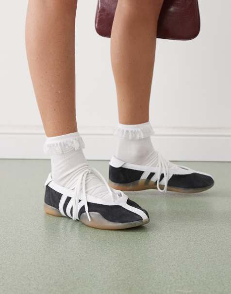 adidas Originals Taekwondo Mei ballet flats in black - view 1