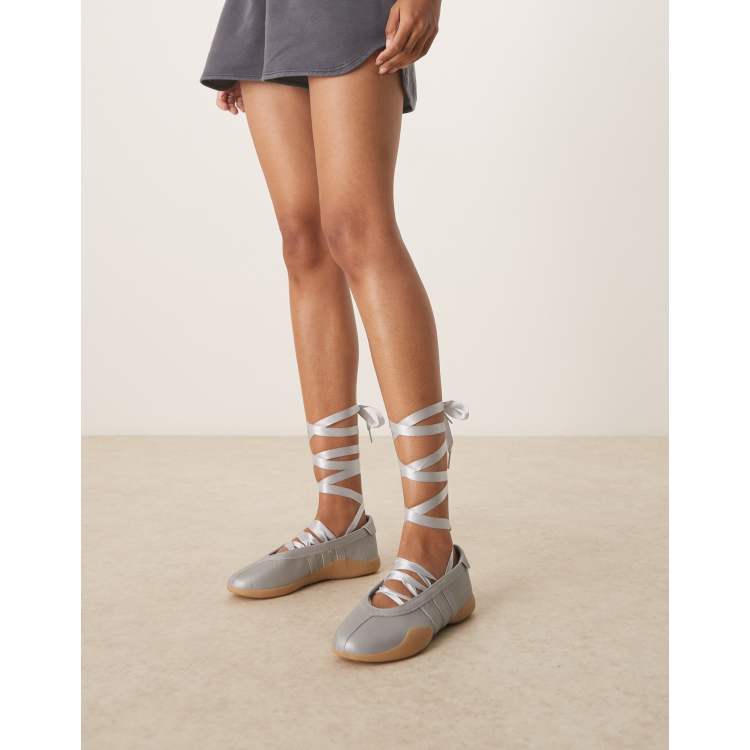 adidas gazelle silver green womens Taekwondo Mei Ballet Shoes Clear Sky/Cloud White/Gum  Karen Walker