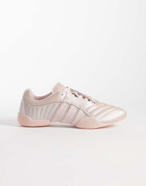 adidas Originals Taekwondo Mei Elite sneakers in pink - view 1