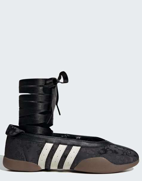 adidas Originals Taekwondo mei flats i core black och off white - view 1