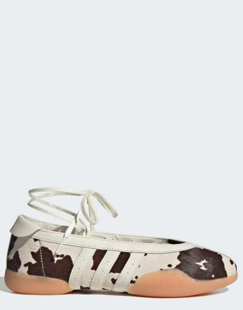 adidas Originals – Taekwondo Mei – Komönstrade sneakerinas - view 1
