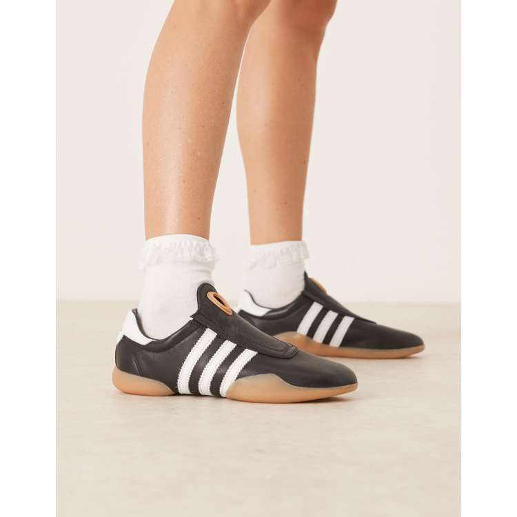 adidas Originals Taekwondo Mei sneakers in black | ASOS