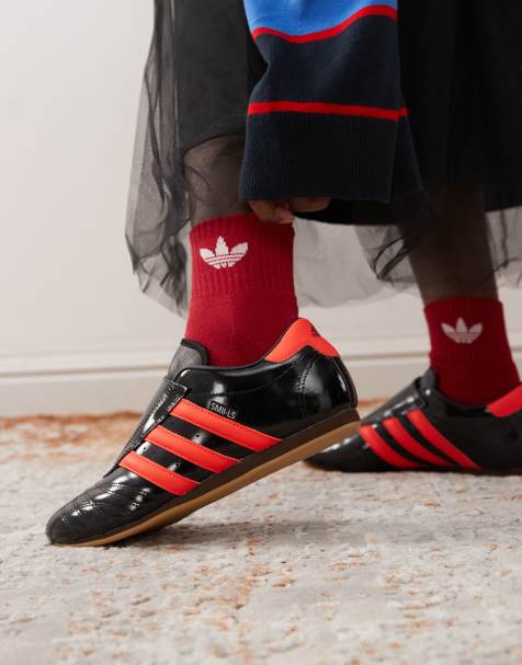 adidas Originals Taekwondo trainers in black and red - view 1