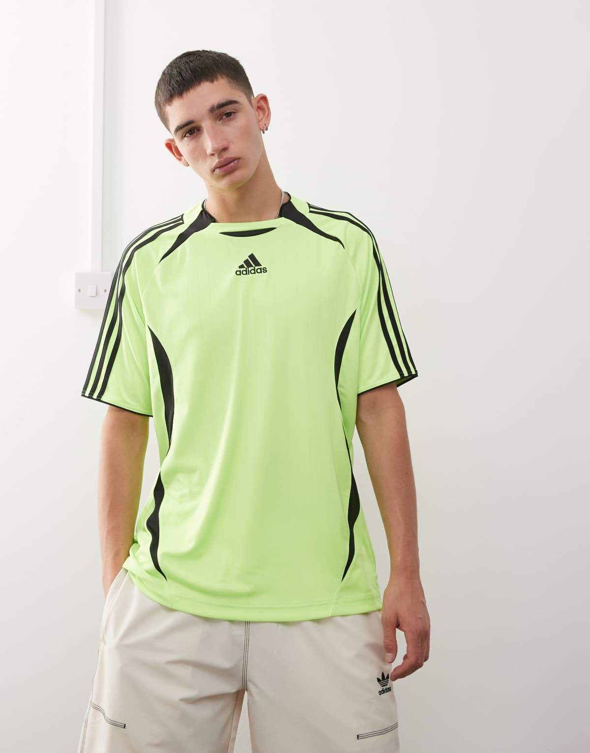 adidas Originals Teamgeist adicolor tee in signal green / black