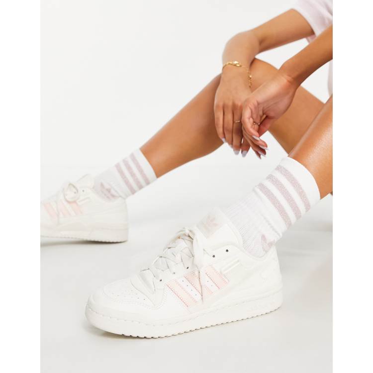 adidas Originals 'Tennis Luxe' Forum low trainers in off white | ASOS