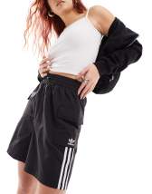 ■FRED PERRY■ Womens Longline Twill Shorts Black AFPF241710 Fred Perry longline twill shorts in black | ASOS