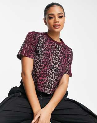 Ja ik betwijfel het klein Adidas Originals Three Stripe Leopard Print T-shirt In Burgundy-red |  ModeSens