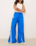 [adidas Originals] adidas Originals three stripe oversized track pants in blue L-XL UEBIRDBLACK