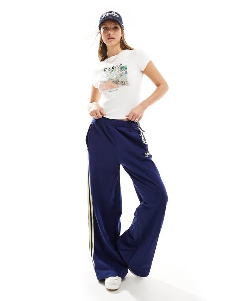 adidas Originals Neuclassics wide leg pants in black