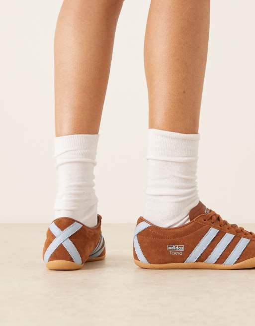 adidas Originals – Tokyo – Sneaker in Hellbraun und Blau , 3 von 5